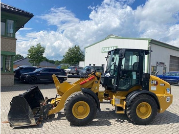 Carregadeira de rodas CATERPILLAR 908