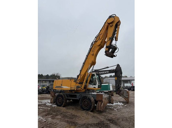 Manipulador de material LIEBHERR A 934