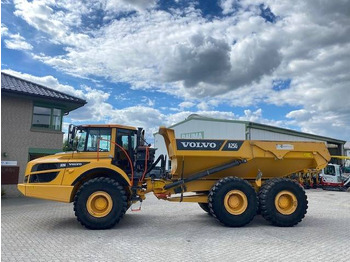 Caminhão articulado VOLVO A25G
