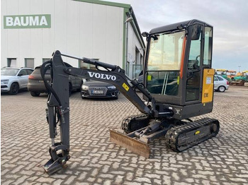 Mini escavadeira VOLVO EC18E