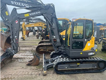 Mini escavadeira VOLVO ECR88D