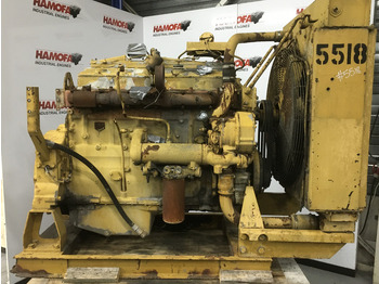 Máquina de construção CATERPILLAR