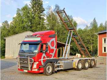 Caminhão transportador de contêineres/ Caixa móvel VOLVO FM 500