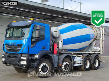 Caminhão betoneira LIEBHERR