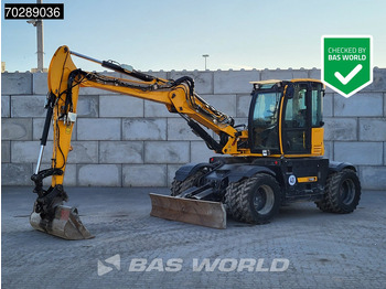 Escavadeira de rodas JCB