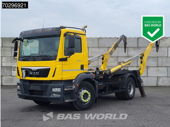 Caminhão multibenne MAN TGM 18.340