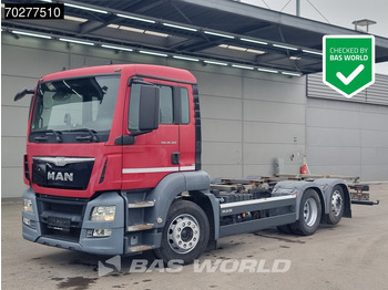 Caminhão transportador de contêineres/ Caixa móvel MAN TGS 26.320