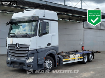 Caminhão transportador de contêineres/ Caixa móvel MERCEDES-BENZ Actros 2542