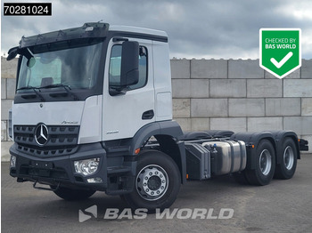 Caminhão chassi MERCEDES-BENZ Arocs 2636