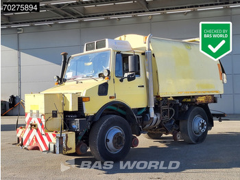 Caminhão limpa fossa UNIMOG