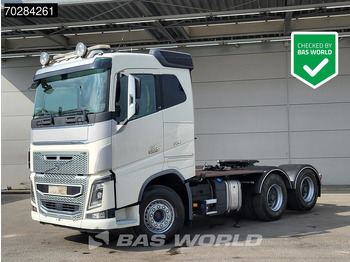 Tractor VOLVO FH16 750