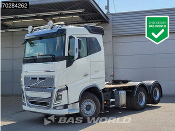 Tractor VOLVO FH16 750
