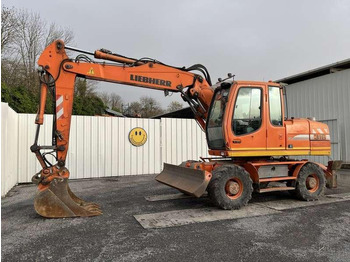 Escavadeira de rodas LIEBHERR A 316