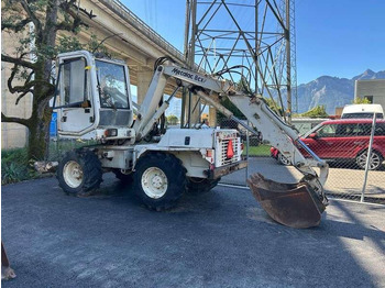 Escavadeira de rodas MECALAC