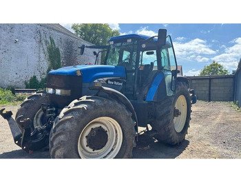 Trator NEW HOLLAND TM