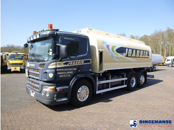 Caminhão tanque SCANIA P 420