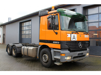 Caminhão chassi MERCEDES-BENZ Actros 2653