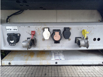 Semireboque isotérmico SCHMITZ Auflieger Tiefkühler Standard Double deck: foto 4