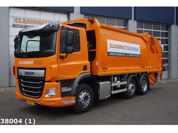 Caminhão de lixo DAF CF