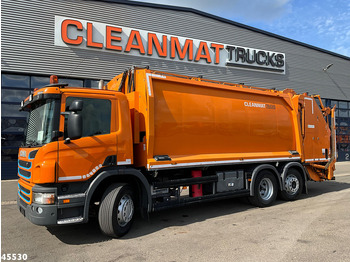 Caminhão de lixo SCANIA P