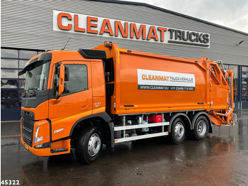 Caminhão de lixo VOLVO FM 330