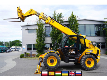 Empilhador telescópico JCB