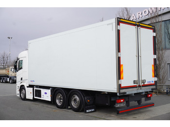 Caminhão frigorífico para transporte de carne SCANIA R500 / Schmitz meat hook refrigerator / Carrier Supra 950U / 3rd steered axle: foto 3