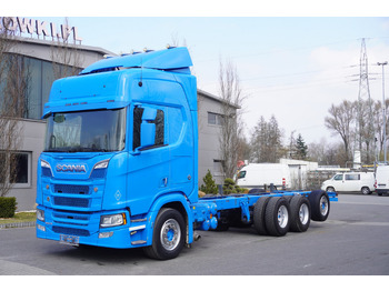 Caminhão grua SCANIA R 650