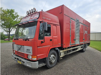 Caminhão furgão VOLVO FL10