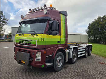 Caminhão com sistema de cabo VOLVO FM 400