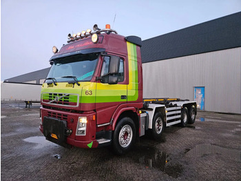 Caminhão com sistema de cabo VOLVO FM 400