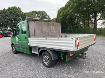 Camião de caixa aberta/ Plataforma 2015 Volkswagen Crafter 4x2 Crew Cab Flatbed Truck: foto 3
