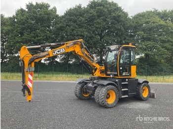 Escavadeira de rodas JCB