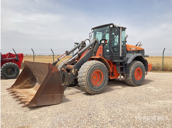 Carregadeira de rodas HITACHI ZW180