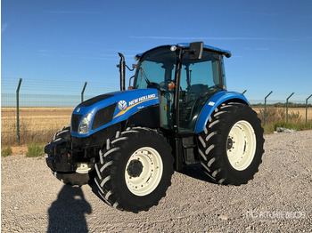 Trator NEW HOLLAND T4.95