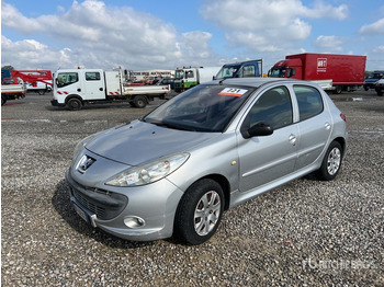 Automóvel PEUGEOT