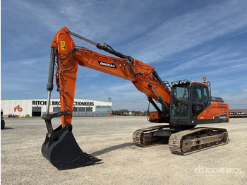 Escavadora de rastos DOOSAN DX235