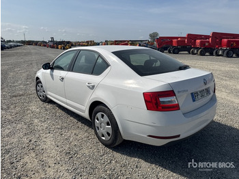 Automóvel 2020 Skoda Octavia Autovettura: foto 4