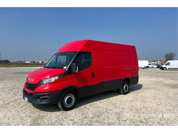 Furgão IVECO Daily 35s12