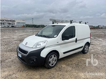 Caminhão furgão FIAT