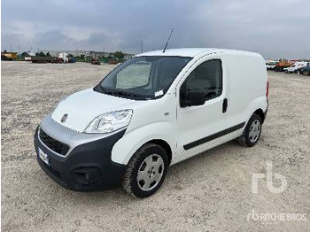 Caminhão furgão FIAT