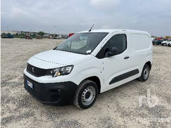 Caminhão furgão PEUGEOT