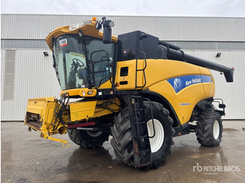 Ceifeira debulhadora NEW HOLLAND CX series