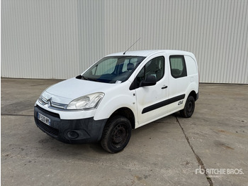 Furgão compacto CITROËN Berlingo