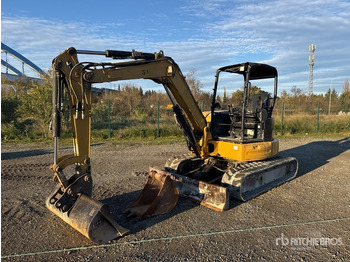 Mini escavadeira CATERPILLAR 305E2