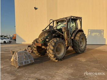 Trator VALTRA T174