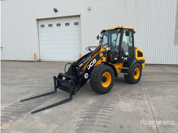 Carregadeira de rodas JCB 409