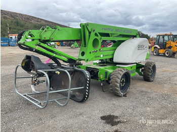 Plataforma articulada NIFTYLIFT