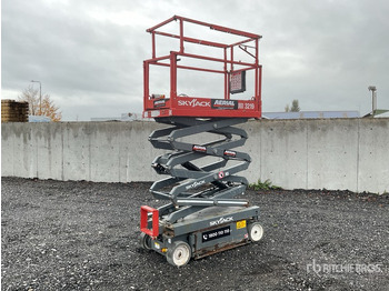 Plataforma de Tijera/ Plataforma de tesoura SKYJACK