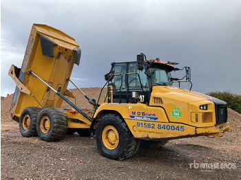 Caminhão articulado CATERPILLAR 730